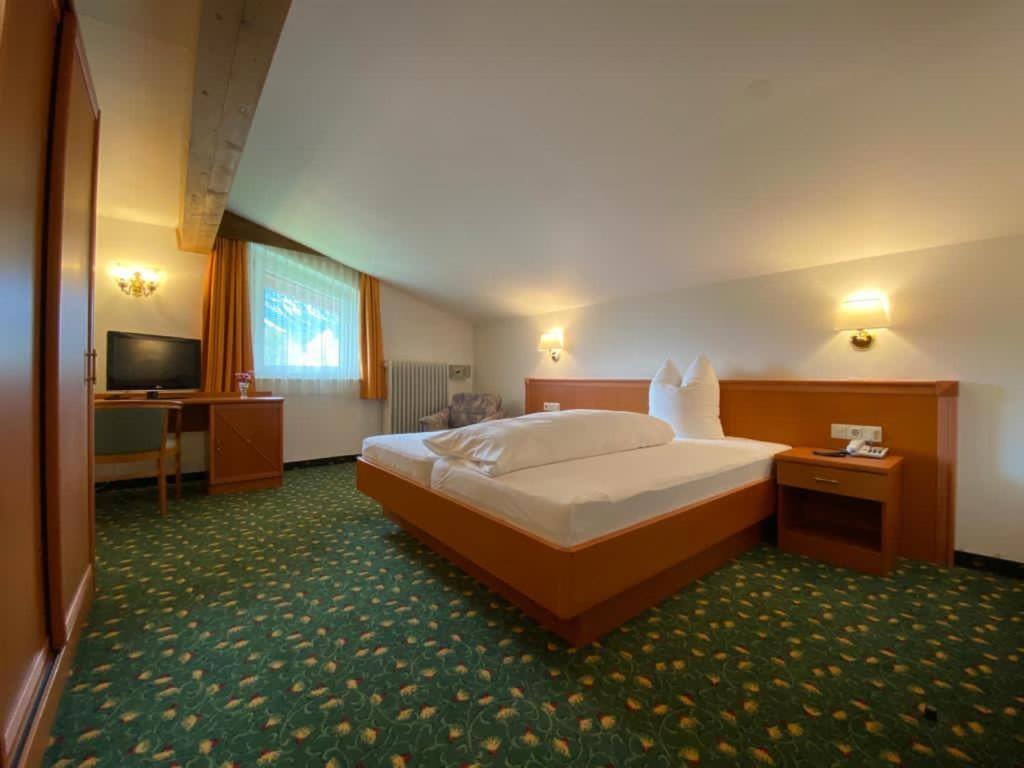 Design Apartments & Zimmer - Zugspitze Leutasch Zewnętrze zdjęcie